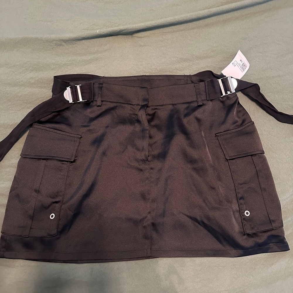 Forever 21 Black Midi Skirt with Belt